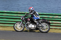 Vintage-motorcycle-club;eventdigitalimages;mallory-park;mallory-park-trackday-photographs;no-limits-trackdays;peter-wileman-photography;trackday-digital-images;trackday-photos;vmcc-festival-1000-bikes-photographs
