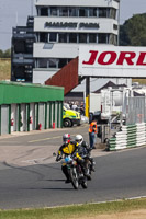 Vintage-motorcycle-club;eventdigitalimages;mallory-park;mallory-park-trackday-photographs;no-limits-trackdays;peter-wileman-photography;trackday-digital-images;trackday-photos;vmcc-festival-1000-bikes-photographs