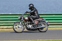 Vintage-motorcycle-club;eventdigitalimages;mallory-park;mallory-park-trackday-photographs;no-limits-trackdays;peter-wileman-photography;trackday-digital-images;trackday-photos;vmcc-festival-1000-bikes-photographs