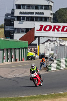 Vintage-motorcycle-club;eventdigitalimages;mallory-park;mallory-park-trackday-photographs;no-limits-trackdays;peter-wileman-photography;trackday-digital-images;trackday-photos;vmcc-festival-1000-bikes-photographs