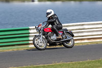 Vintage-motorcycle-club;eventdigitalimages;mallory-park;mallory-park-trackday-photographs;no-limits-trackdays;peter-wileman-photography;trackday-digital-images;trackday-photos;vmcc-festival-1000-bikes-photographs