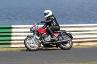 Vintage-motorcycle-club;eventdigitalimages;mallory-park;mallory-park-trackday-photographs;no-limits-trackdays;peter-wileman-photography;trackday-digital-images;trackday-photos;vmcc-festival-1000-bikes-photographs