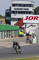 Vintage-motorcycle-club;eventdigitalimages;mallory-park;mallory-park-trackday-photographs;no-limits-trackdays;peter-wileman-photography;trackday-digital-images;trackday-photos;vmcc-festival-1000-bikes-photographs