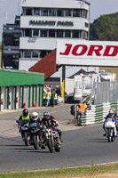 Vintage-motorcycle-club;eventdigitalimages;mallory-park;mallory-park-trackday-photographs;no-limits-trackdays;peter-wileman-photography;trackday-digital-images;trackday-photos;vmcc-festival-1000-bikes-photographs