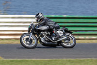 Vintage-motorcycle-club;eventdigitalimages;mallory-park;mallory-park-trackday-photographs;no-limits-trackdays;peter-wileman-photography;trackday-digital-images;trackday-photos;vmcc-festival-1000-bikes-photographs