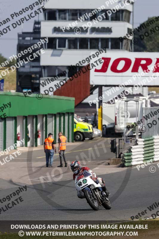 Vintage motorcycle club;eventdigitalimages;mallory park;mallory park trackday photographs;no limits trackdays;peter wileman photography;trackday digital images;trackday photos;vmcc festival 1000 bikes photographs