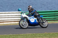 Vintage-motorcycle-club;eventdigitalimages;mallory-park;mallory-park-trackday-photographs;no-limits-trackdays;peter-wileman-photography;trackday-digital-images;trackday-photos;vmcc-festival-1000-bikes-photographs