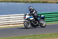 Vintage-motorcycle-club;eventdigitalimages;mallory-park;mallory-park-trackday-photographs;no-limits-trackdays;peter-wileman-photography;trackday-digital-images;trackday-photos;vmcc-festival-1000-bikes-photographs