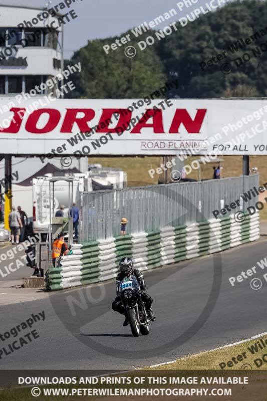 Vintage motorcycle club;eventdigitalimages;mallory park;mallory park trackday photographs;no limits trackdays;peter wileman photography;trackday digital images;trackday photos;vmcc festival 1000 bikes photographs