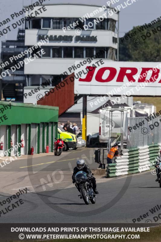 Vintage motorcycle club;eventdigitalimages;mallory park;mallory park trackday photographs;no limits trackdays;peter wileman photography;trackday digital images;trackday photos;vmcc festival 1000 bikes photographs