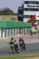 Vintage-motorcycle-club;eventdigitalimages;mallory-park;mallory-park-trackday-photographs;no-limits-trackdays;peter-wileman-photography;trackday-digital-images;trackday-photos;vmcc-festival-1000-bikes-photographs