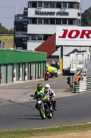 Vintage-motorcycle-club;eventdigitalimages;mallory-park;mallory-park-trackday-photographs;no-limits-trackdays;peter-wileman-photography;trackday-digital-images;trackday-photos;vmcc-festival-1000-bikes-photographs