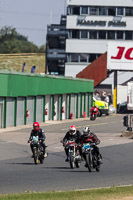Vintage-motorcycle-club;eventdigitalimages;mallory-park;mallory-park-trackday-photographs;no-limits-trackdays;peter-wileman-photography;trackday-digital-images;trackday-photos;vmcc-festival-1000-bikes-photographs