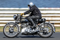 Vintage-motorcycle-club;eventdigitalimages;mallory-park;mallory-park-trackday-photographs;no-limits-trackdays;peter-wileman-photography;trackday-digital-images;trackday-photos;vmcc-festival-1000-bikes-photographs