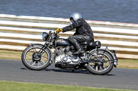 Vintage-motorcycle-club;eventdigitalimages;mallory-park;mallory-park-trackday-photographs;no-limits-trackdays;peter-wileman-photography;trackday-digital-images;trackday-photos;vmcc-festival-1000-bikes-photographs
