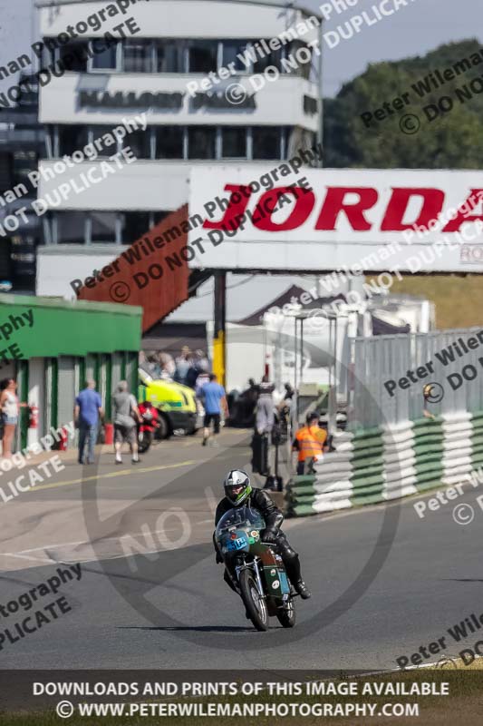 Vintage motorcycle club;eventdigitalimages;mallory park;mallory park trackday photographs;no limits trackdays;peter wileman photography;trackday digital images;trackday photos;vmcc festival 1000 bikes photographs