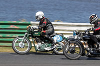 Vintage-motorcycle-club;eventdigitalimages;mallory-park;mallory-park-trackday-photographs;no-limits-trackdays;peter-wileman-photography;trackday-digital-images;trackday-photos;vmcc-festival-1000-bikes-photographs