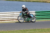 Vintage-motorcycle-club;eventdigitalimages;mallory-park;mallory-park-trackday-photographs;no-limits-trackdays;peter-wileman-photography;trackday-digital-images;trackday-photos;vmcc-festival-1000-bikes-photographs