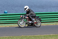 Vintage-motorcycle-club;eventdigitalimages;mallory-park;mallory-park-trackday-photographs;no-limits-trackdays;peter-wileman-photography;trackday-digital-images;trackday-photos;vmcc-festival-1000-bikes-photographs