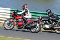 Vintage-motorcycle-club;eventdigitalimages;mallory-park;mallory-park-trackday-photographs;no-limits-trackdays;peter-wileman-photography;trackday-digital-images;trackday-photos;vmcc-festival-1000-bikes-photographs