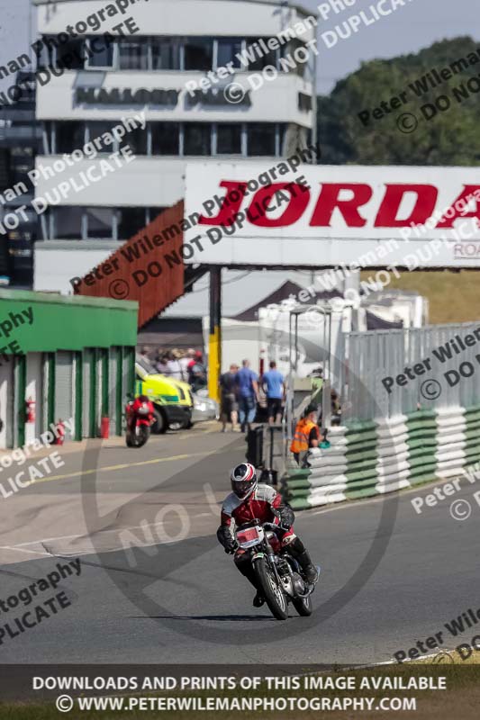Vintage motorcycle club;eventdigitalimages;mallory park;mallory park trackday photographs;no limits trackdays;peter wileman photography;trackday digital images;trackday photos;vmcc festival 1000 bikes photographs
