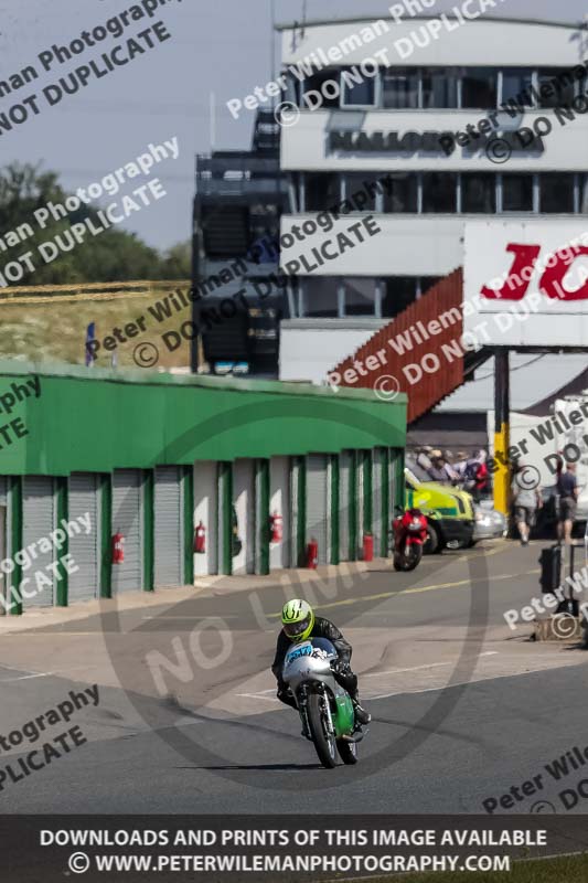 Vintage motorcycle club;eventdigitalimages;mallory park;mallory park trackday photographs;no limits trackdays;peter wileman photography;trackday digital images;trackday photos;vmcc festival 1000 bikes photographs