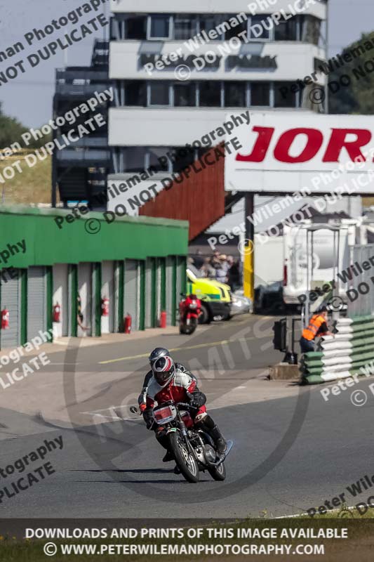 Vintage motorcycle club;eventdigitalimages;mallory park;mallory park trackday photographs;no limits trackdays;peter wileman photography;trackday digital images;trackday photos;vmcc festival 1000 bikes photographs