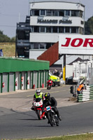 Vintage-motorcycle-club;eventdigitalimages;mallory-park;mallory-park-trackday-photographs;no-limits-trackdays;peter-wileman-photography;trackday-digital-images;trackday-photos;vmcc-festival-1000-bikes-photographs
