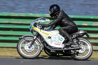 Vintage-motorcycle-club;eventdigitalimages;mallory-park;mallory-park-trackday-photographs;no-limits-trackdays;peter-wileman-photography;trackday-digital-images;trackday-photos;vmcc-festival-1000-bikes-photographs