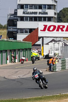 Vintage-motorcycle-club;eventdigitalimages;mallory-park;mallory-park-trackday-photographs;no-limits-trackdays;peter-wileman-photography;trackday-digital-images;trackday-photos;vmcc-festival-1000-bikes-photographs