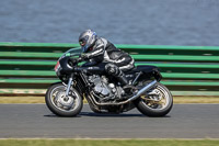 Vintage-motorcycle-club;eventdigitalimages;mallory-park;mallory-park-trackday-photographs;no-limits-trackdays;peter-wileman-photography;trackday-digital-images;trackday-photos;vmcc-festival-1000-bikes-photographs