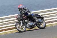 Vintage-motorcycle-club;eventdigitalimages;mallory-park;mallory-park-trackday-photographs;no-limits-trackdays;peter-wileman-photography;trackday-digital-images;trackday-photos;vmcc-festival-1000-bikes-photographs