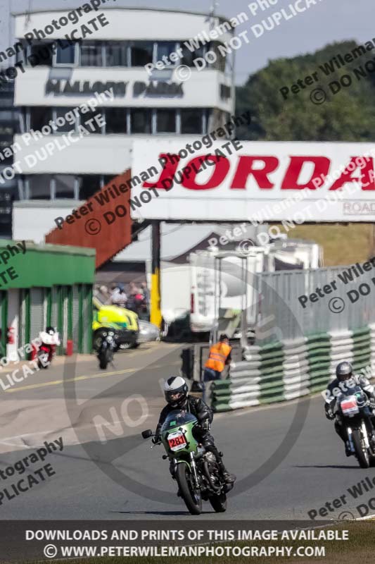 Vintage motorcycle club;eventdigitalimages;mallory park;mallory park trackday photographs;no limits trackdays;peter wileman photography;trackday digital images;trackday photos;vmcc festival 1000 bikes photographs