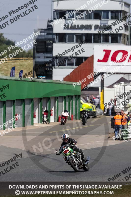 Vintage motorcycle club;eventdigitalimages;mallory park;mallory park trackday photographs;no limits trackdays;peter wileman photography;trackday digital images;trackday photos;vmcc festival 1000 bikes photographs