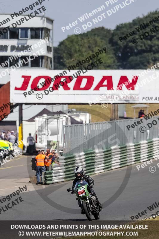 Vintage motorcycle club;eventdigitalimages;mallory park;mallory park trackday photographs;no limits trackdays;peter wileman photography;trackday digital images;trackday photos;vmcc festival 1000 bikes photographs