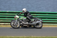 Vintage-motorcycle-club;eventdigitalimages;mallory-park;mallory-park-trackday-photographs;no-limits-trackdays;peter-wileman-photography;trackday-digital-images;trackday-photos;vmcc-festival-1000-bikes-photographs