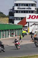 Vintage-motorcycle-club;eventdigitalimages;mallory-park;mallory-park-trackday-photographs;no-limits-trackdays;peter-wileman-photography;trackday-digital-images;trackday-photos;vmcc-festival-1000-bikes-photographs