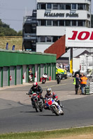 Vintage-motorcycle-club;eventdigitalimages;mallory-park;mallory-park-trackday-photographs;no-limits-trackdays;peter-wileman-photography;trackday-digital-images;trackday-photos;vmcc-festival-1000-bikes-photographs