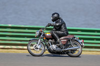 Vintage-motorcycle-club;eventdigitalimages;mallory-park;mallory-park-trackday-photographs;no-limits-trackdays;peter-wileman-photography;trackday-digital-images;trackday-photos;vmcc-festival-1000-bikes-photographs