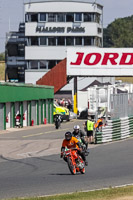 Vintage-motorcycle-club;eventdigitalimages;mallory-park;mallory-park-trackday-photographs;no-limits-trackdays;peter-wileman-photography;trackday-digital-images;trackday-photos;vmcc-festival-1000-bikes-photographs
