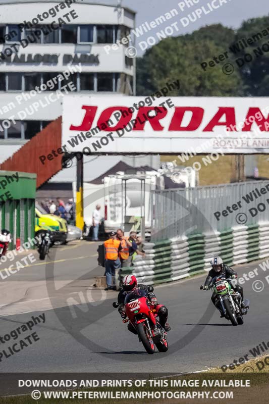Vintage motorcycle club;eventdigitalimages;mallory park;mallory park trackday photographs;no limits trackdays;peter wileman photography;trackday digital images;trackday photos;vmcc festival 1000 bikes photographs