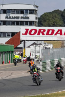 Vintage-motorcycle-club;eventdigitalimages;mallory-park;mallory-park-trackday-photographs;no-limits-trackdays;peter-wileman-photography;trackday-digital-images;trackday-photos;vmcc-festival-1000-bikes-photographs