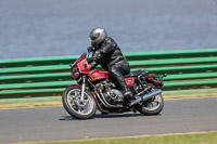 Vintage-motorcycle-club;eventdigitalimages;mallory-park;mallory-park-trackday-photographs;no-limits-trackdays;peter-wileman-photography;trackday-digital-images;trackday-photos;vmcc-festival-1000-bikes-photographs