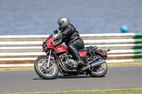 Vintage-motorcycle-club;eventdigitalimages;mallory-park;mallory-park-trackday-photographs;no-limits-trackdays;peter-wileman-photography;trackday-digital-images;trackday-photos;vmcc-festival-1000-bikes-photographs