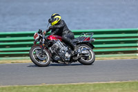 Vintage-motorcycle-club;eventdigitalimages;mallory-park;mallory-park-trackday-photographs;no-limits-trackdays;peter-wileman-photography;trackday-digital-images;trackday-photos;vmcc-festival-1000-bikes-photographs