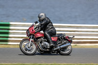 Vintage-motorcycle-club;eventdigitalimages;mallory-park;mallory-park-trackday-photographs;no-limits-trackdays;peter-wileman-photography;trackday-digital-images;trackday-photos;vmcc-festival-1000-bikes-photographs