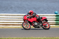 Vintage-motorcycle-club;eventdigitalimages;mallory-park;mallory-park-trackday-photographs;no-limits-trackdays;peter-wileman-photography;trackday-digital-images;trackday-photos;vmcc-festival-1000-bikes-photographs