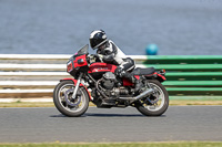 Vintage-motorcycle-club;eventdigitalimages;mallory-park;mallory-park-trackday-photographs;no-limits-trackdays;peter-wileman-photography;trackday-digital-images;trackday-photos;vmcc-festival-1000-bikes-photographs