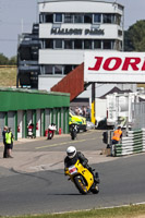 Vintage-motorcycle-club;eventdigitalimages;mallory-park;mallory-park-trackday-photographs;no-limits-trackdays;peter-wileman-photography;trackday-digital-images;trackday-photos;vmcc-festival-1000-bikes-photographs