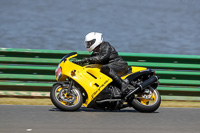 Vintage-motorcycle-club;eventdigitalimages;mallory-park;mallory-park-trackday-photographs;no-limits-trackdays;peter-wileman-photography;trackday-digital-images;trackday-photos;vmcc-festival-1000-bikes-photographs